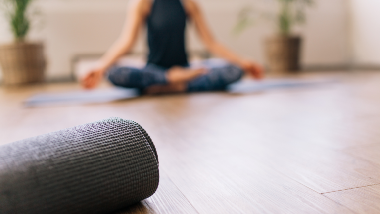 Gestión de membresías en centros de yoga: simplificando la inscripción y el seguimiento de asistencia